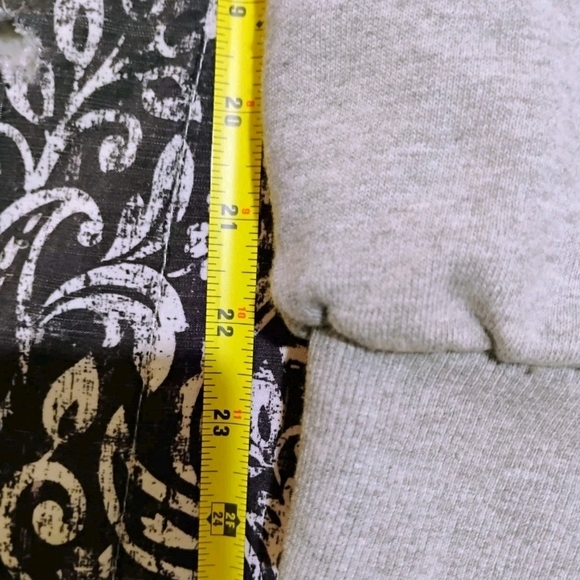 Fila Light Gray Sweatpants - Picture 11 of 11